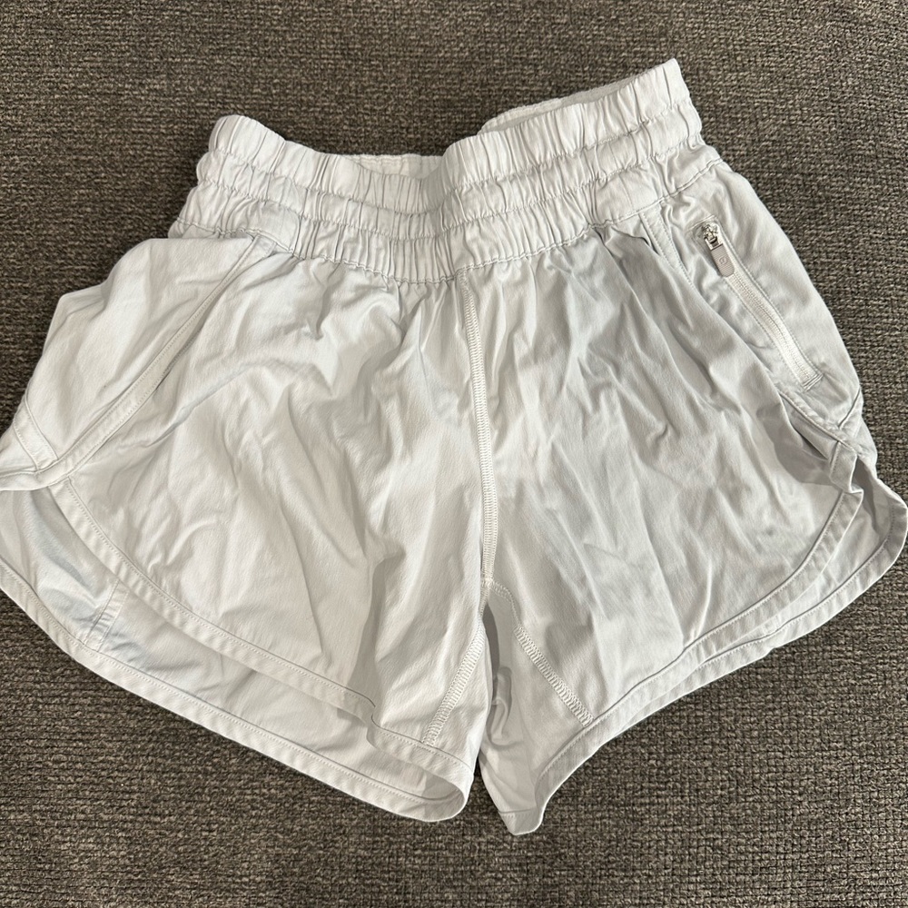 Lululemon track that 3” short